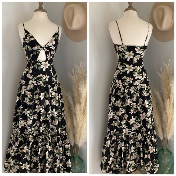 ❤️ Lulus Blooms of Paradise Black Floral Print Sleeveless Maxi Dress! - Picture 6 of 13